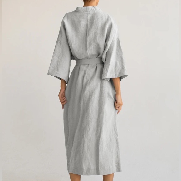 Gray Organic Cotton & Linen Blend Kimono Robe. - Picture 3 of 9